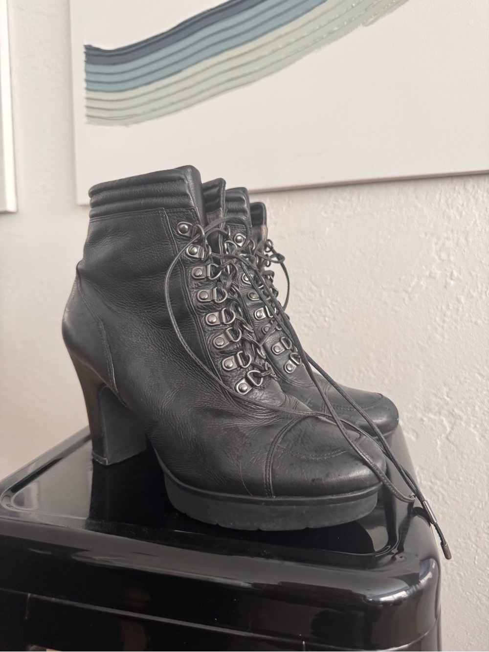 Kenneth Cole Black Lace-Up Leather Heeled Ankle Boots